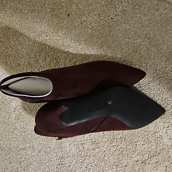 Dark Berry seude ankle boots - Picture 3 of 4